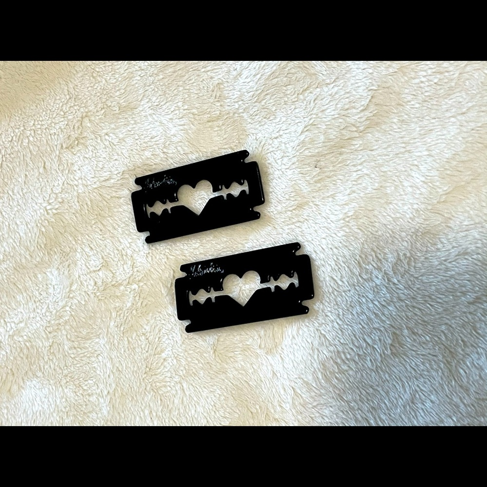 Very cool In4mation dog tags